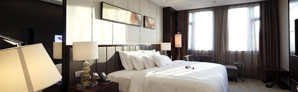 Riviera Hotel Нинбо Экстерьер фото